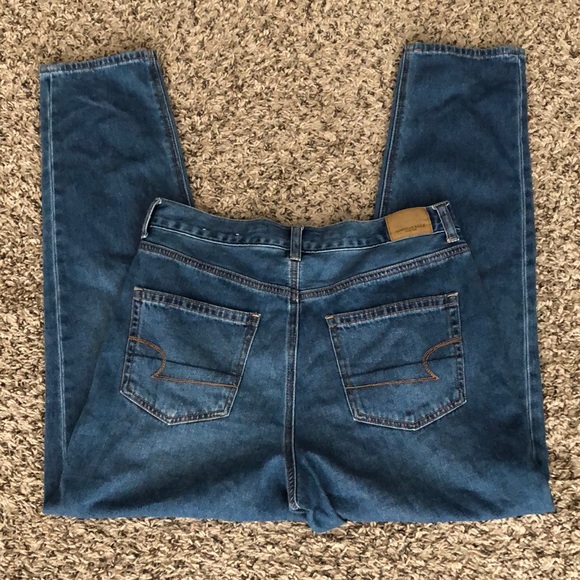 American Eagle Outfitters Denim - American Eagle Mom Jean SZ 8 High Waist Blue